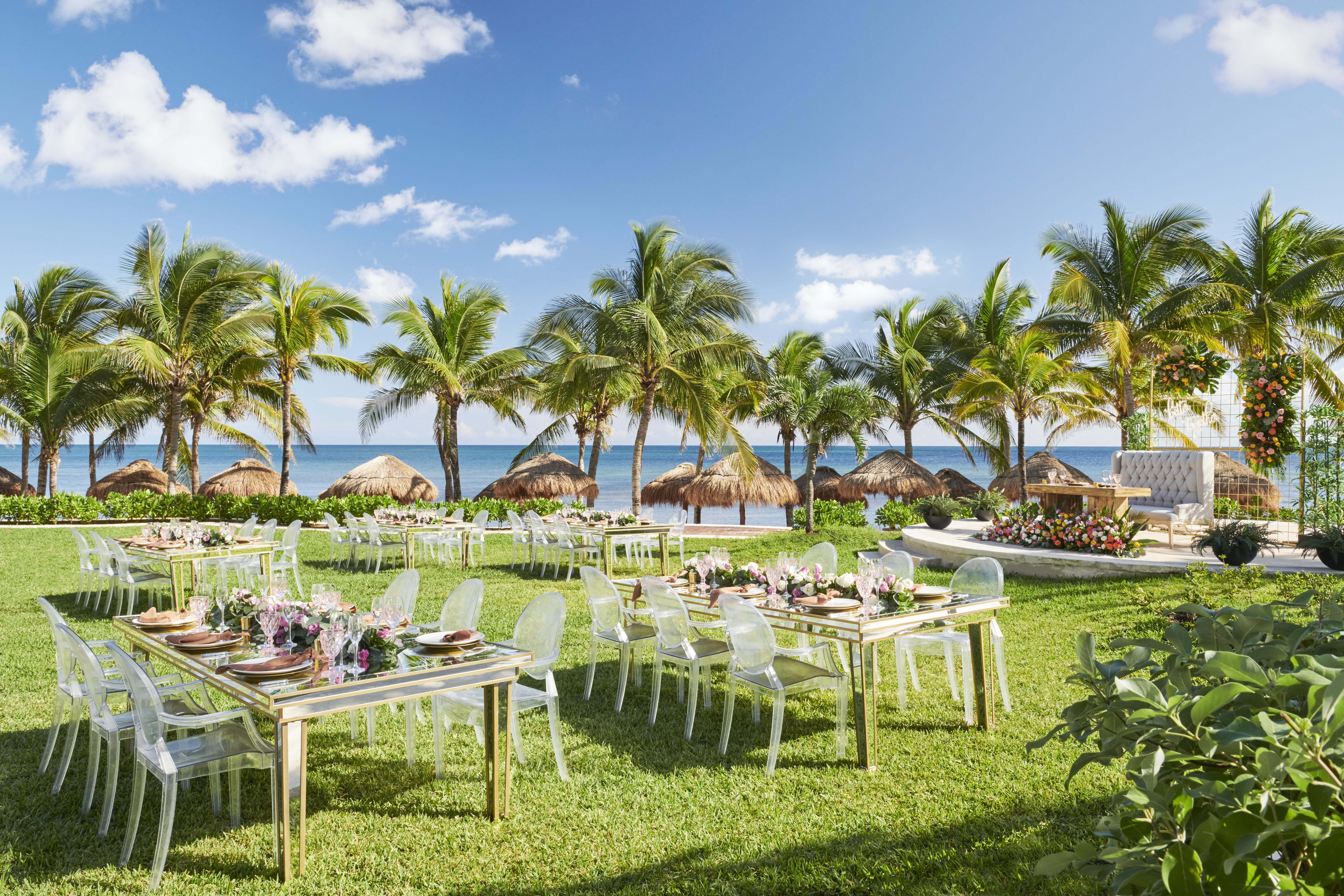 Hyatt-Ziva-Riviera-Cancun-Weddings-Papaya-Garden-Reception-Setup